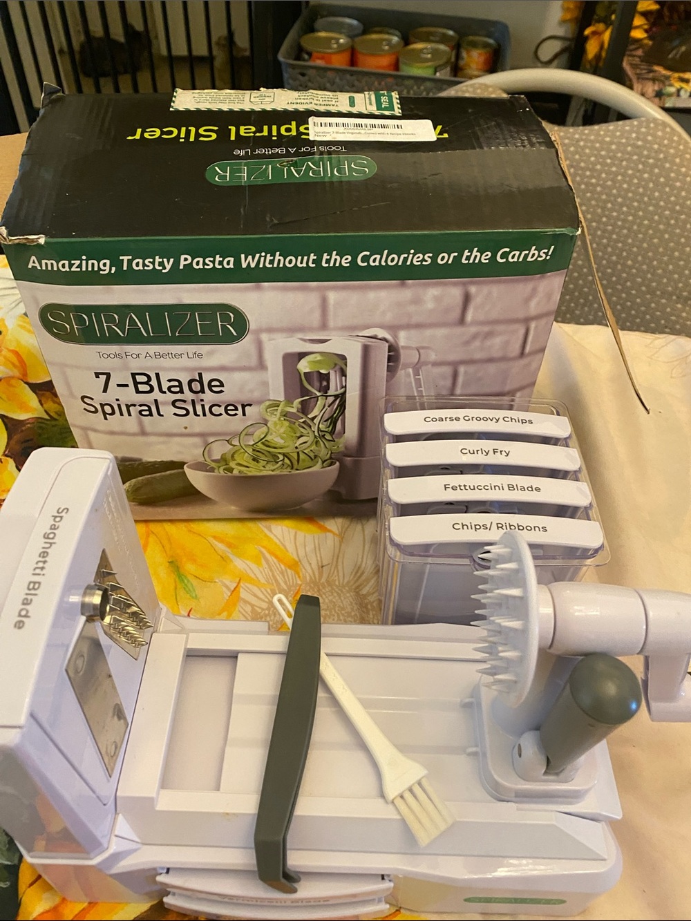 Spiralizer 7-Blade Spiral Slicer in White & Green